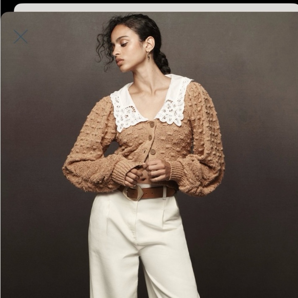 Anthropologie Tan Textured Cardigan with White Lace Collar - Picture 4 of 4